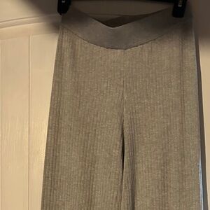 091 NWOT Pink Rose Ribbed Knit Wide Leg Pants Small